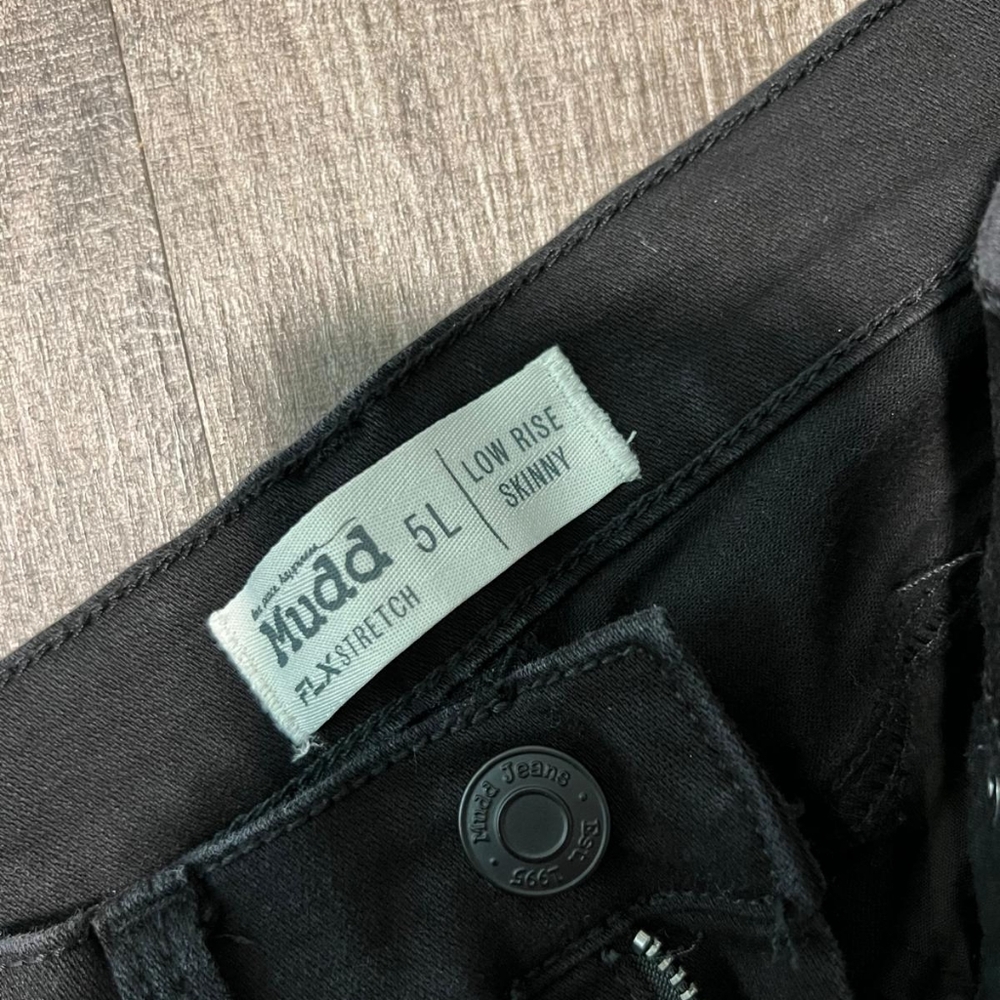 Jeans - Picture 3 of 3